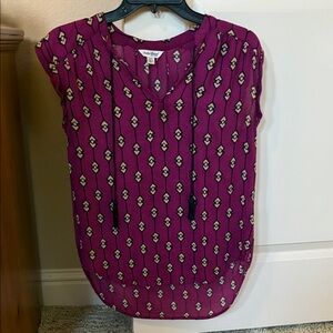 Lucky Geometric Print Women's Top